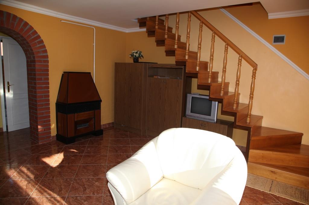 Edina Apartman Apartamento Zalakaros Quarto foto