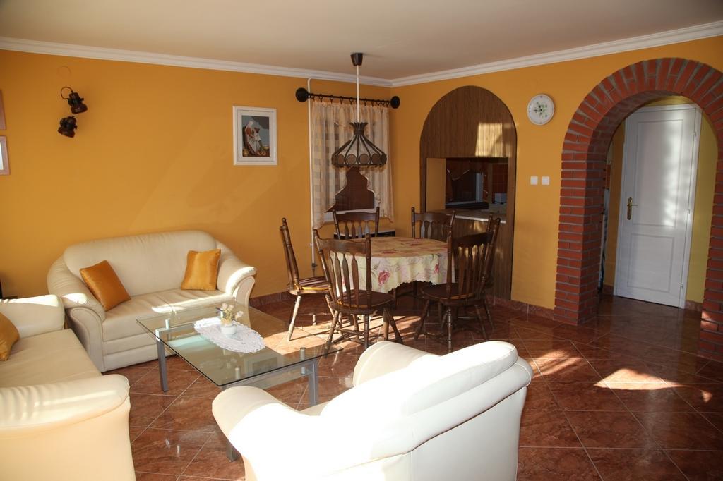 Edina Apartman Zalakaros Quarto foto